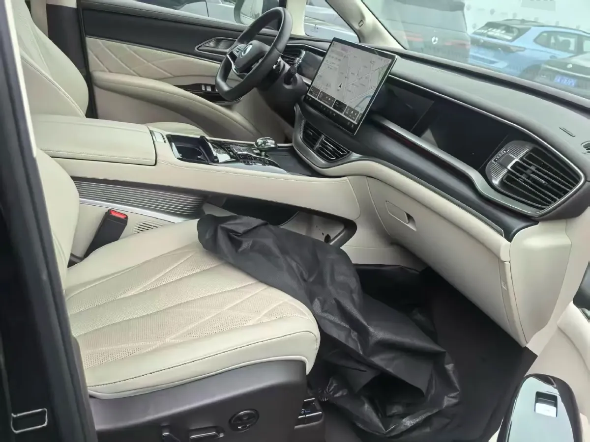 2024 Denza D9 1.5T 139HP L4 E-CVT PHEV 40KWH,autocango,china used car exporter,china ev exporter,chinese used car exporter,chinese used ev exporter