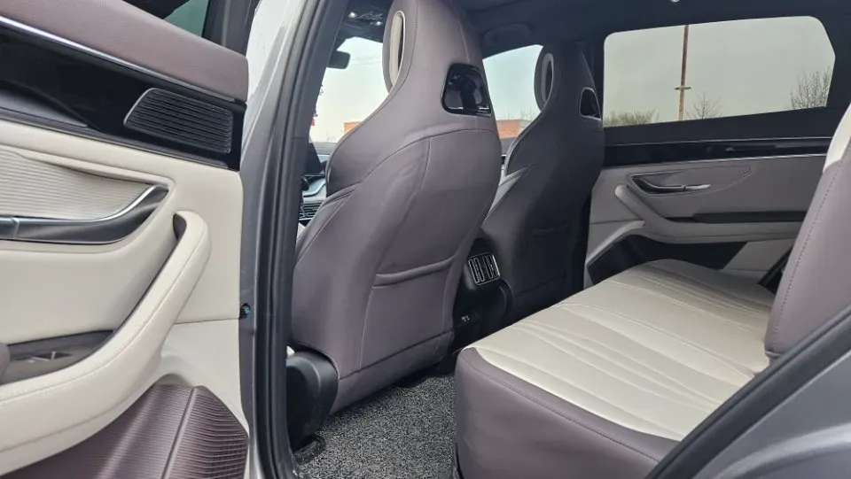 2025 BYD Song Plus 1.5L 101HP L4 E-CVT PHEV 18.3KWH,autocango,china used car exporter,china ev exporter,chinese used car exporter,chinese used ev exporter