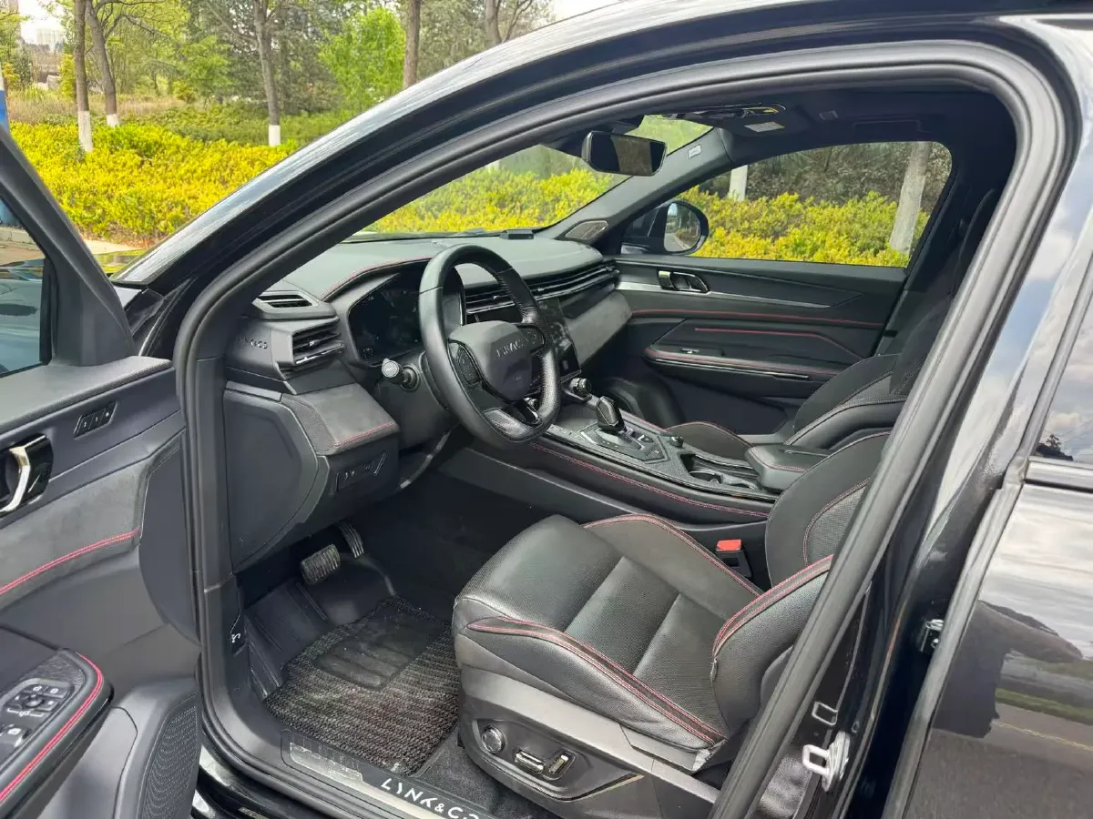 2020 LYNK&CO 05 2.0T 254HP L4 8AT,autocango,china used car exporter,china ev exporter,chinese used car exporter,chinese used ev exporter