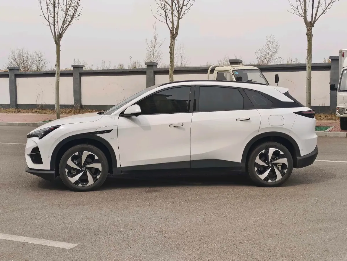 2025 MAXUS G10 2.0T 261HP L4 8AT,autocango,china used car exporter,china ev exporter,chinese used car exporter,chinese used ev exporter