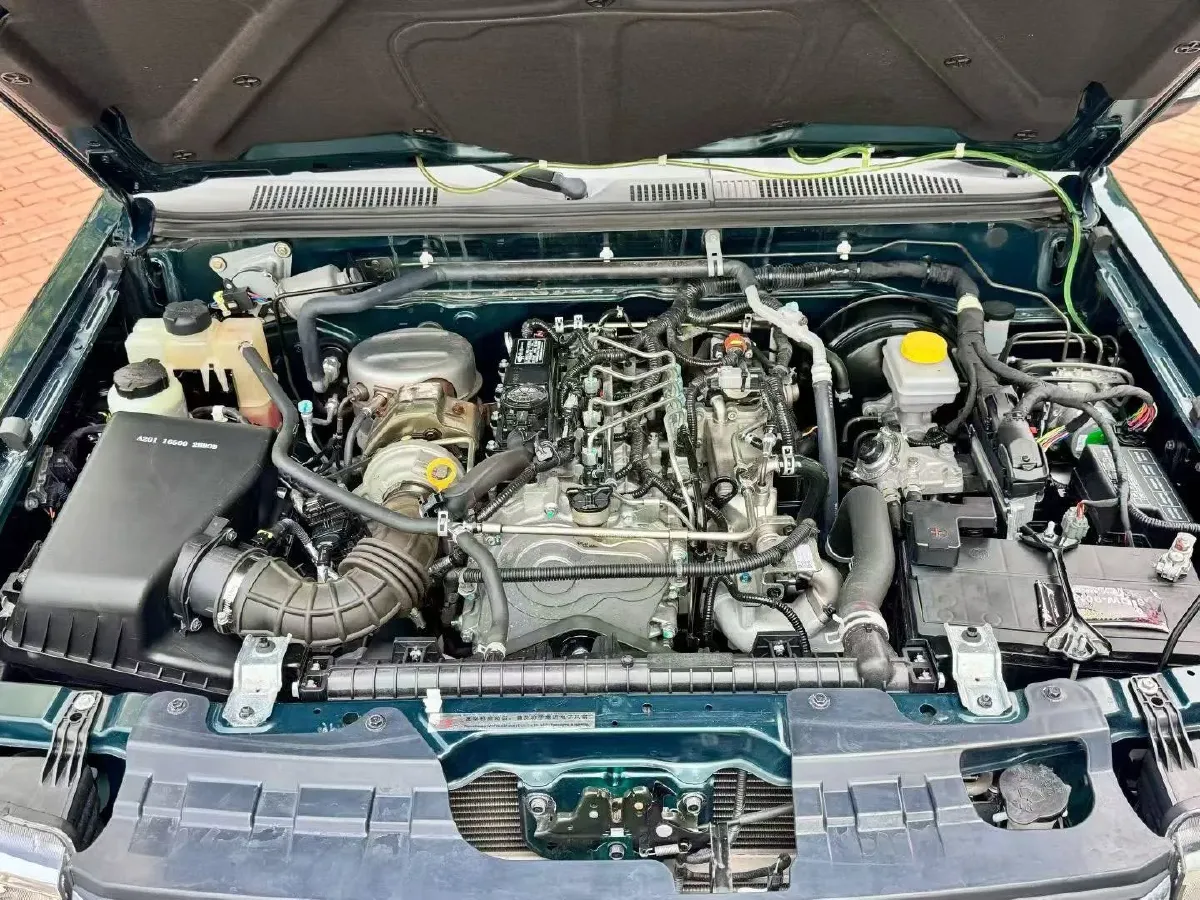 2021 Dongfeng RuiQi 6 2.3T 163HP L4 6MT,autocango,china used car exporter,china ev exporter,chinese used car exporter,chinese used ev exporter