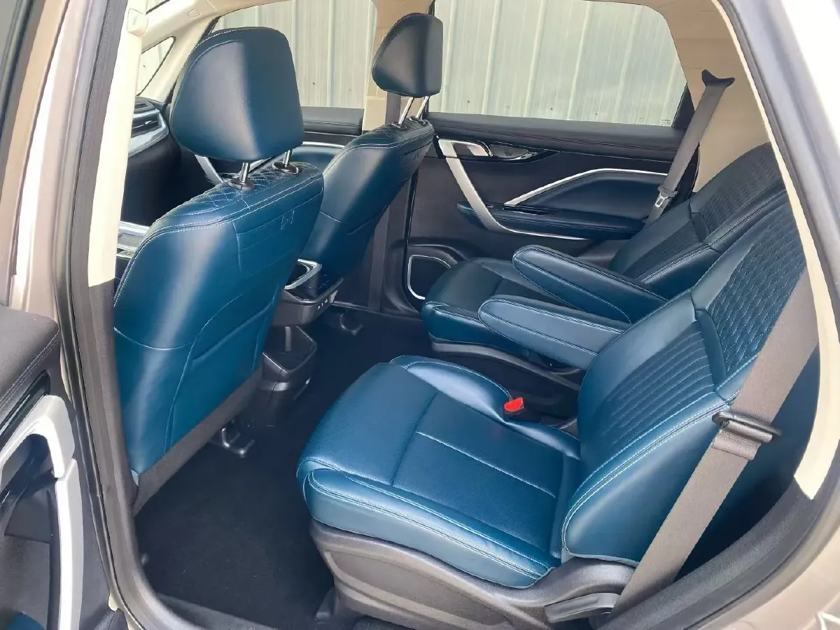 2023 Geely JiaJi 1.5T 181HP L4 7DCT,autocango,china used car exporter,china ev exporter,chinese used car exporter,chinese used ev exporter