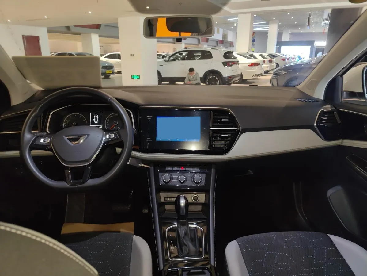 2022 Jetta VS7 1.4T 150HP L4 6AT,autocango,china used car exporter,china ev exporter,chinese used car exporter,chinese used ev exporter