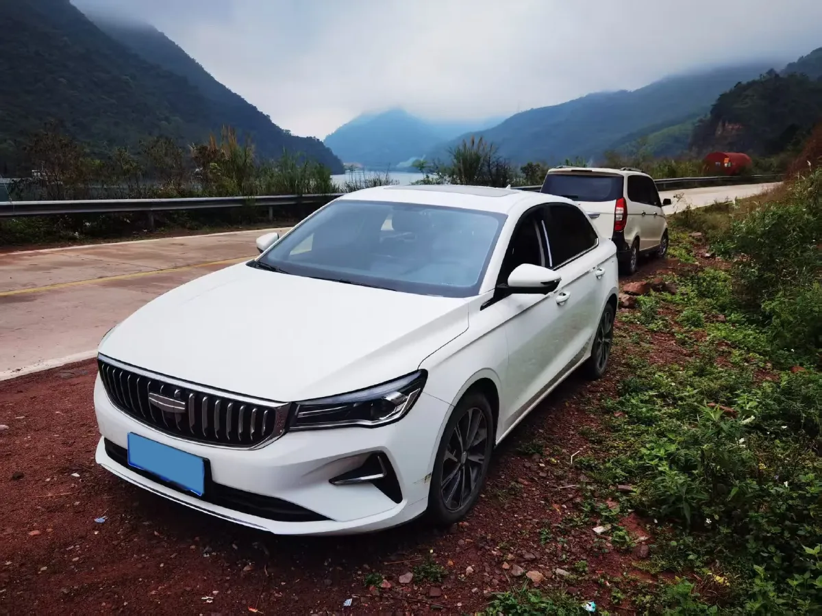 2025 Geely Emgrand 1.5L 127HP L4 CVT,autocango,china used car exporter,china ev exporter,chinese used car exporter,chinese used ev exporter