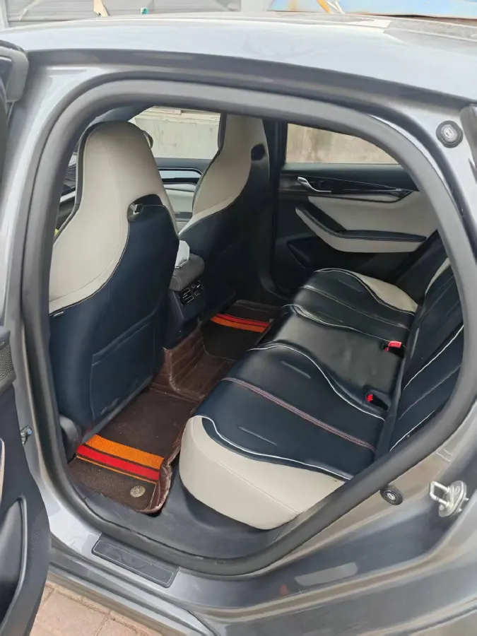 2021 MAXUS G50 1.5T 169HP L4 7DCT,autocango,china used car exporter,china ev exporter,chinese used car exporter,chinese used ev exporter