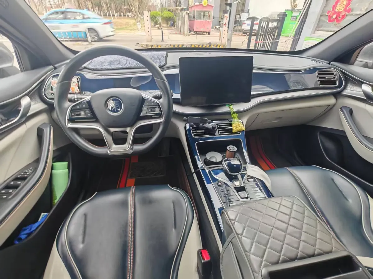 2021 MAXUS G50 1.5T 169HP L4 7DCT,autocango,china used car exporter,china ev exporter,chinese used car exporter,chinese used ev exporter