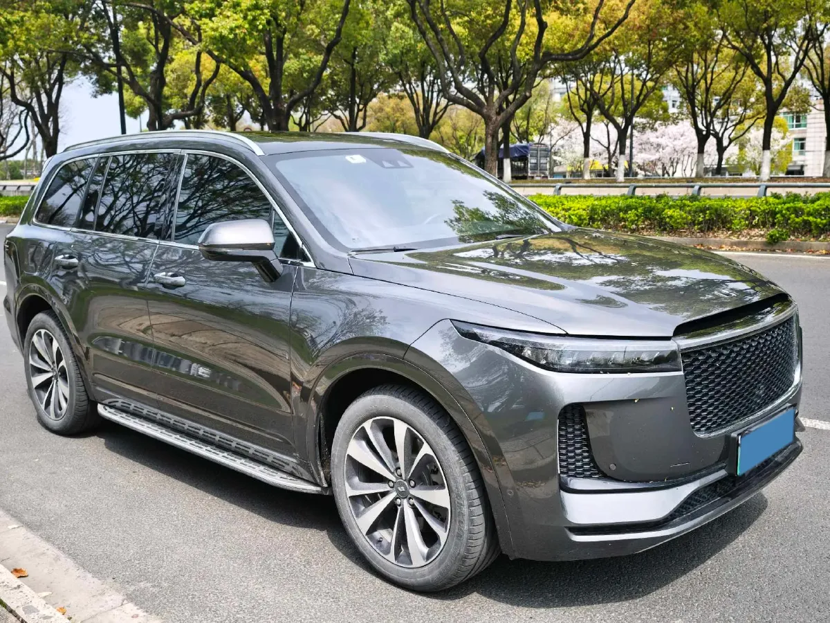 2020 Li ONE Range Extended 131HP REEV 40.5KWH,autocango,china used car exporter,china ev exporter,chinese used car exporter,chinese used ev exporter