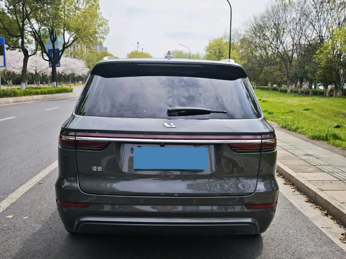 2020 Li ONE Range Extended 131HP REEV 40.5KWH,autocango,china used car exporter,china ev exporter,chinese used car exporter,chinese used ev exporter