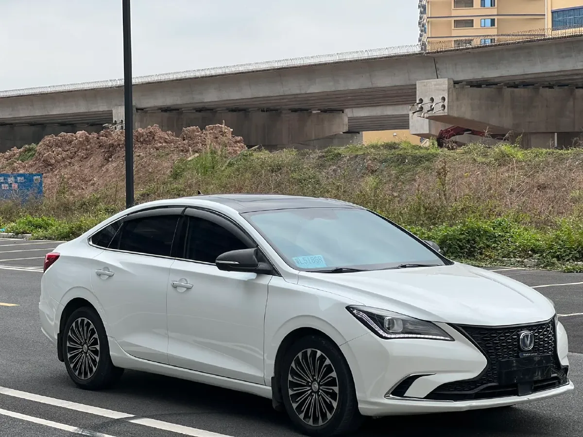 2019 ChangAn Eado 1.4T 158HP L4 7DCT,autocango,china used car exporter,china ev exporter,chinese used car exporter,chinese used ev exporter