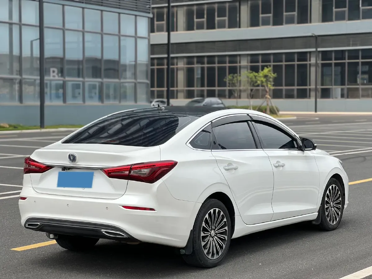 2019 ChangAn Eado 1.4T 158HP L4 7DCT,autocango,china used car exporter,china ev exporter,chinese used car exporter,chinese used ev exporter