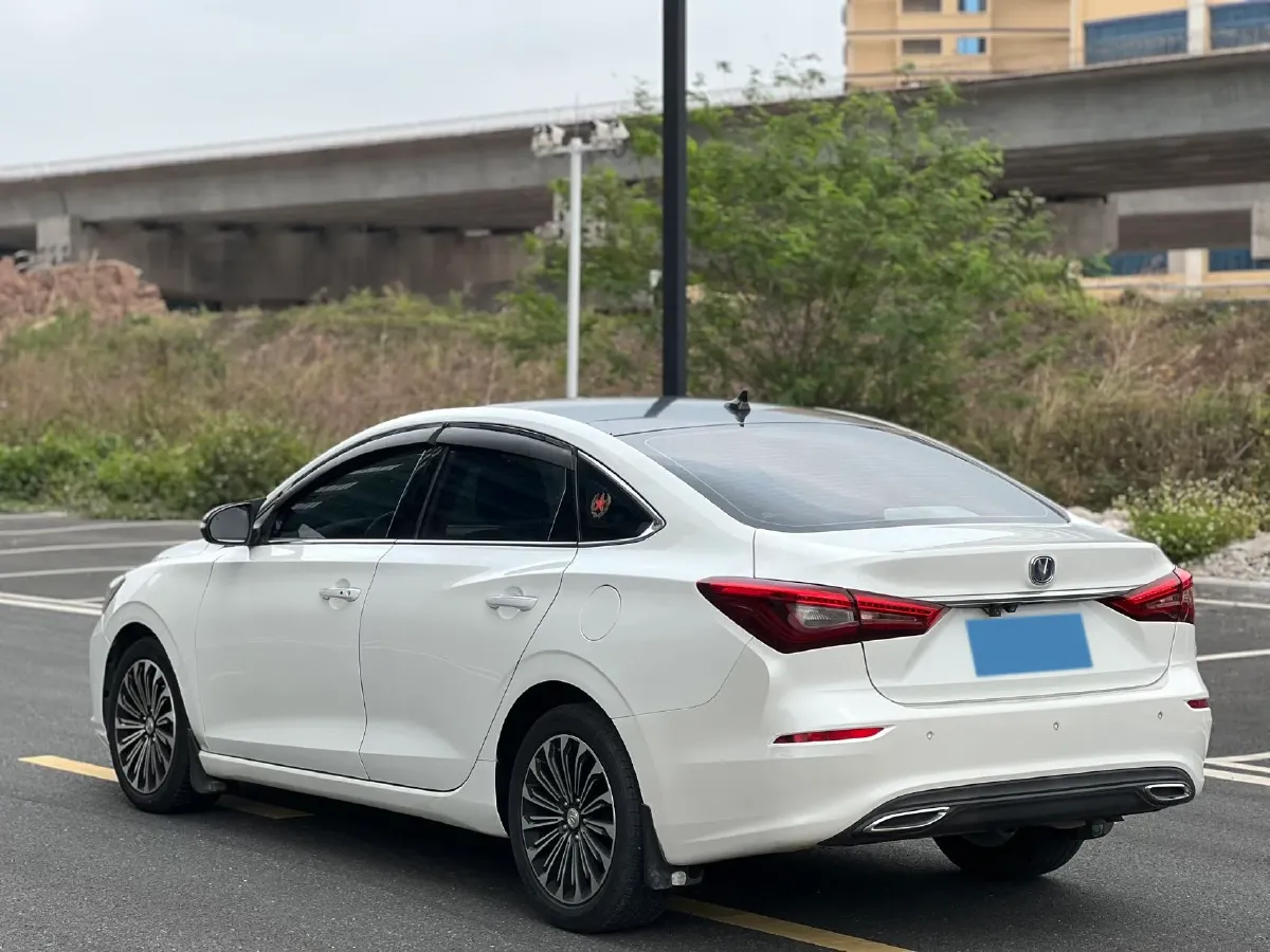 2019 ChangAn Eado 1.4T 158HP L4 7DCT,autocango,china used car exporter,china ev exporter,chinese used car exporter,chinese used ev exporter