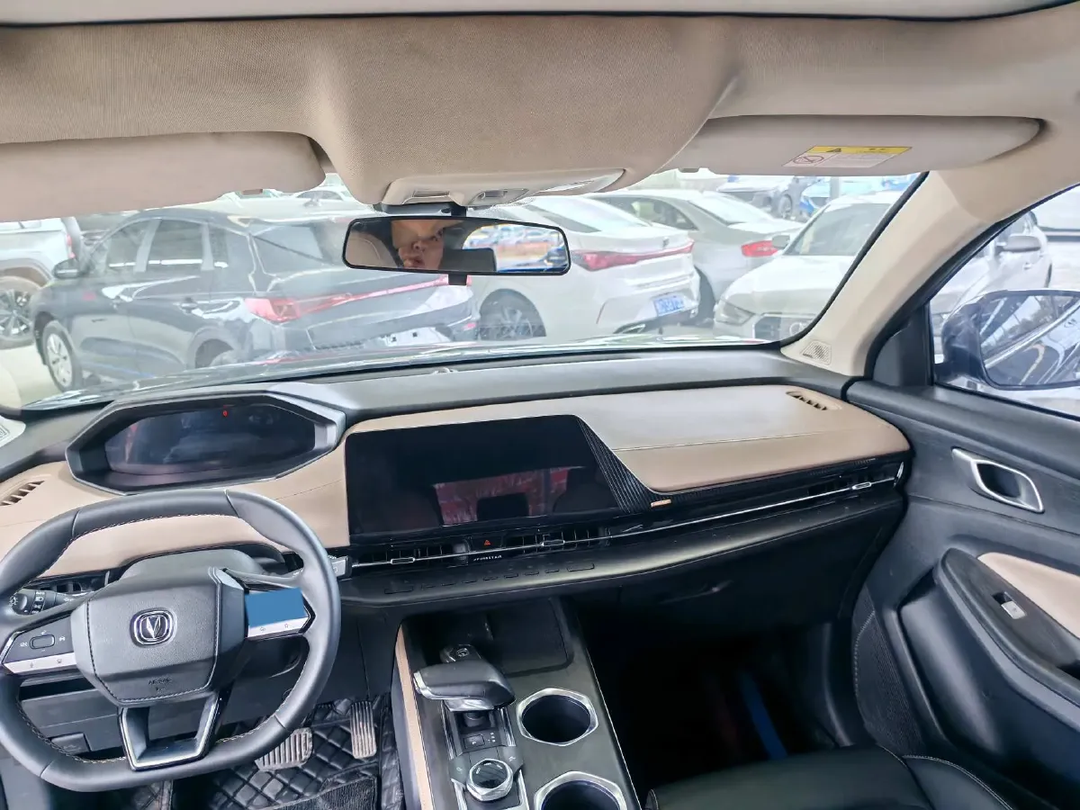 2022 ChangAn CS55 Plus 1.5T 180HP L4 7DCT,autocango,china used car exporter,china ev exporter,chinese used car exporter,chinese used ev exporter