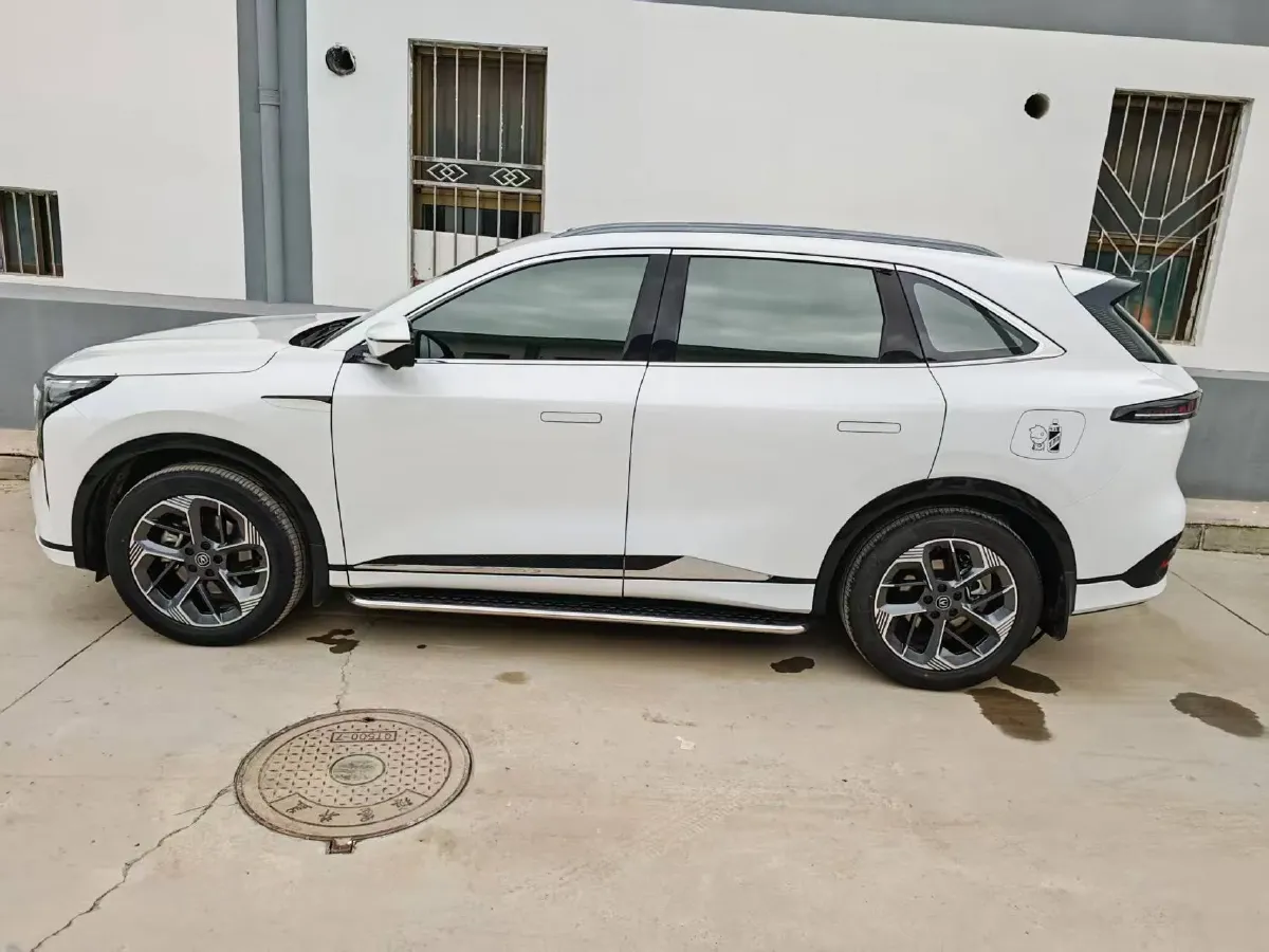 2025 ChangAn CS75 Plus 1.5T 192HP L4 8AT,autocango,china used car exporter,china ev exporter,chinese used car exporter,chinese used ev exporter