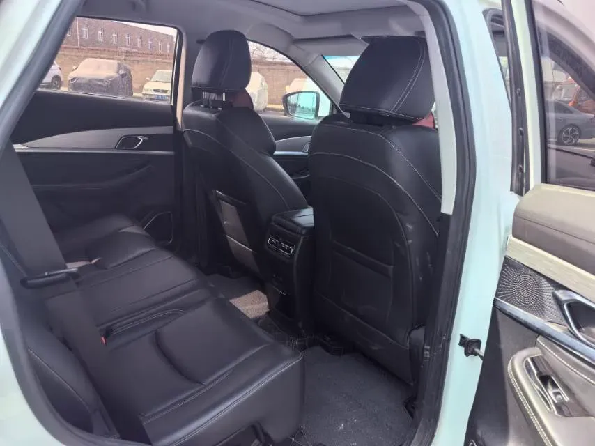 2020 Jetour X70 1.5T 156HP L4 6DCT,autocango,china used car exporter,china ev exporter,chinese used car exporter,chinese used ev exporter