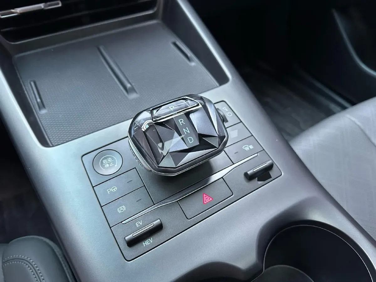 2025 BYD Qin Plus 1.5L 101HP L4 E-CVT PHEV 15.8KWH,autocango,china used car exporter,china ev exporter,chinese used car exporter,chinese used ev exporter