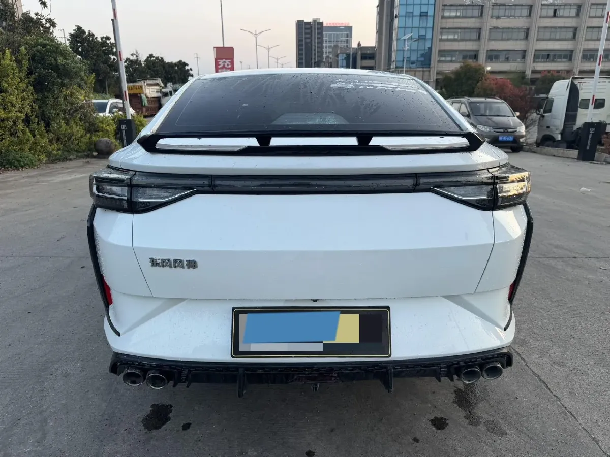 2023 DongFeng Aeolus YiXuan 1.5L 125HP L4 6DCT,autocango,china used car exporter,china ev exporter,chinese used car exporter,chinese used ev exporter