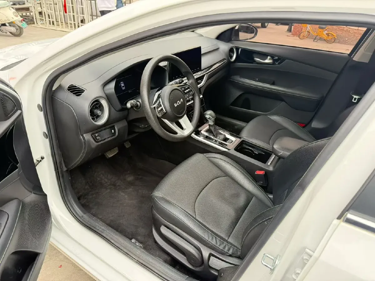 2021 Kia K3 1.5L 115HP L4 CVT,autocango,china used car exporter,china ev exporter,chinese used car exporter,chinese used ev exporter