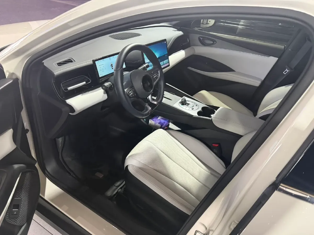 2025 BYD Seal06 1.5L 101HP L4 E-CVT PHEV 15.87KWH,autocango,china used car exporter,china ev exporter,chinese used car exporter,chinese used ev exporter