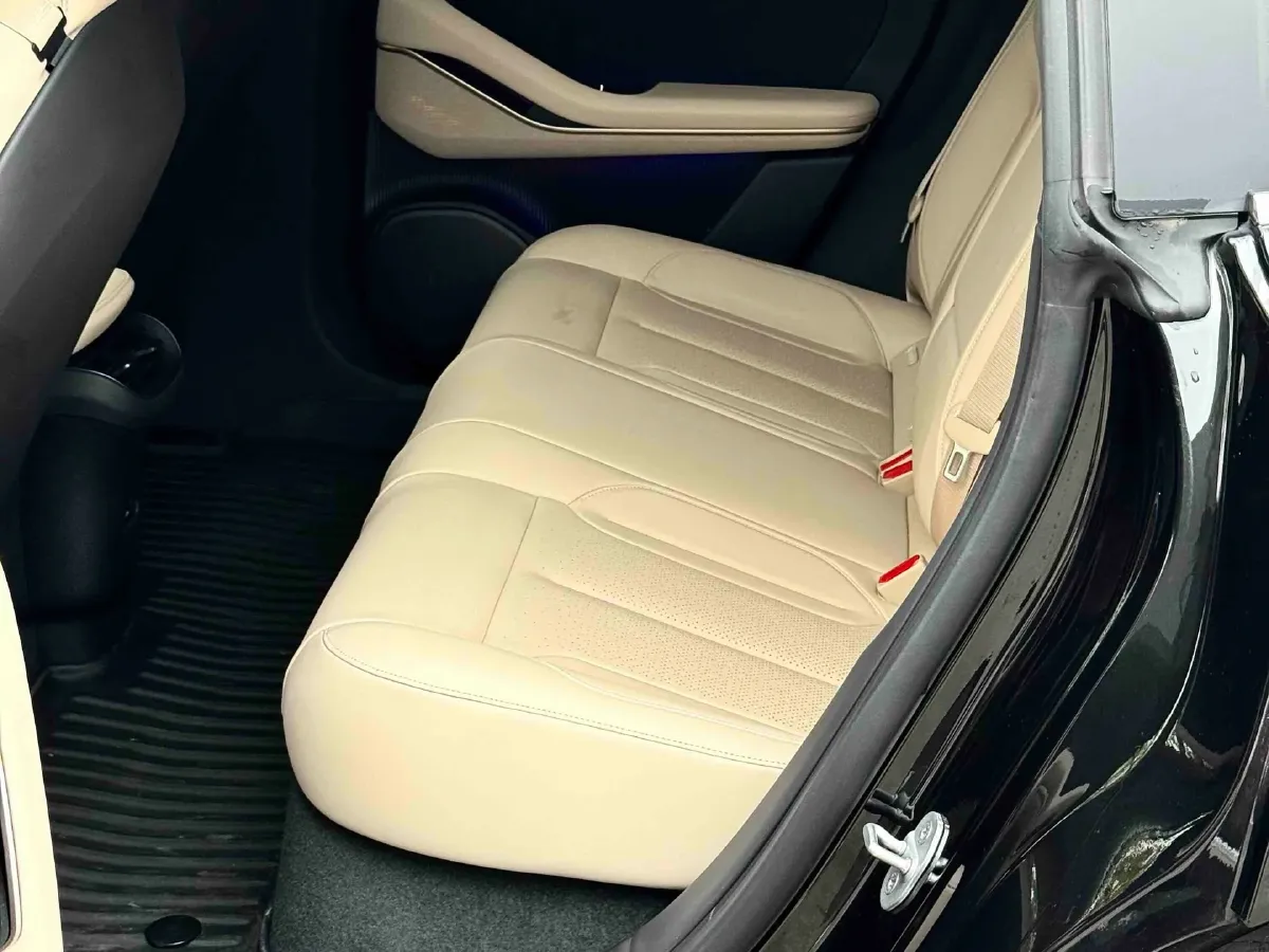 2024 NIO ET5 BEV 75KWH,autocango,china used car exporter,china ev exporter,chinese used car exporter,chinese used ev exporter