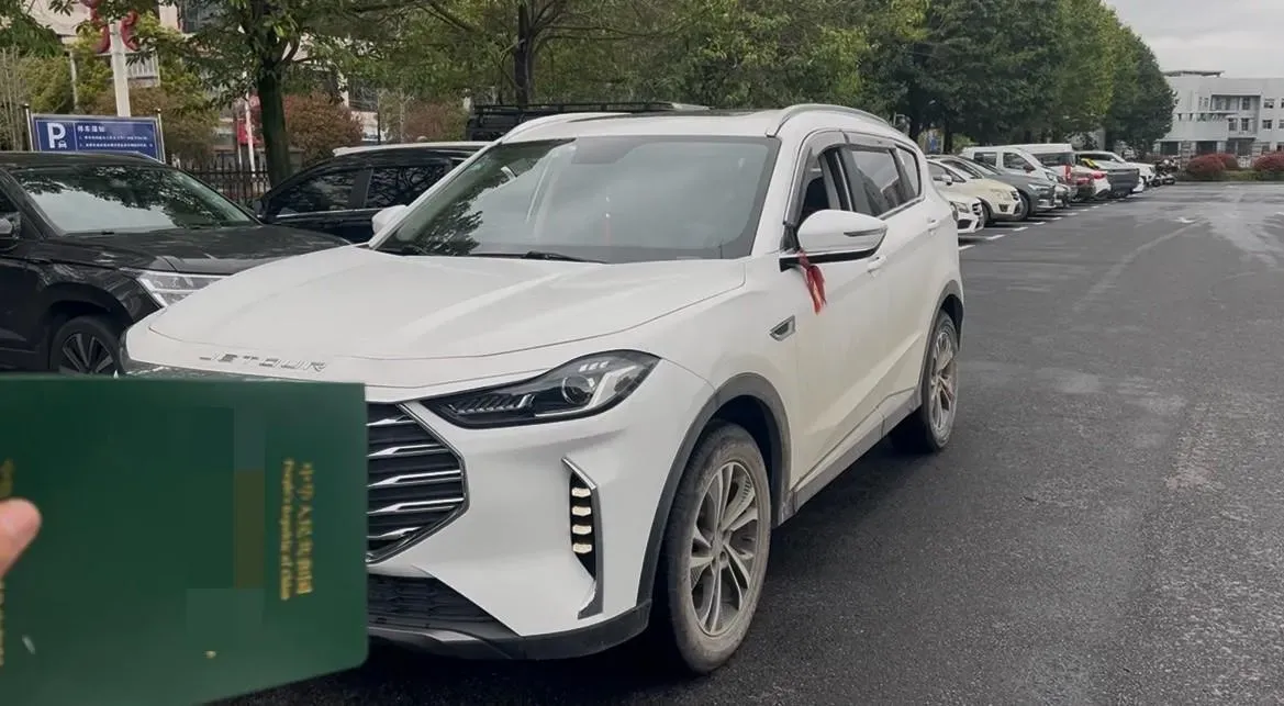 2021 Jetour X70 Plus 1.5T 156HP L4 6MT,autocango,china used car exporter,china ev exporter,chinese used car exporter,chinese used ev exporter