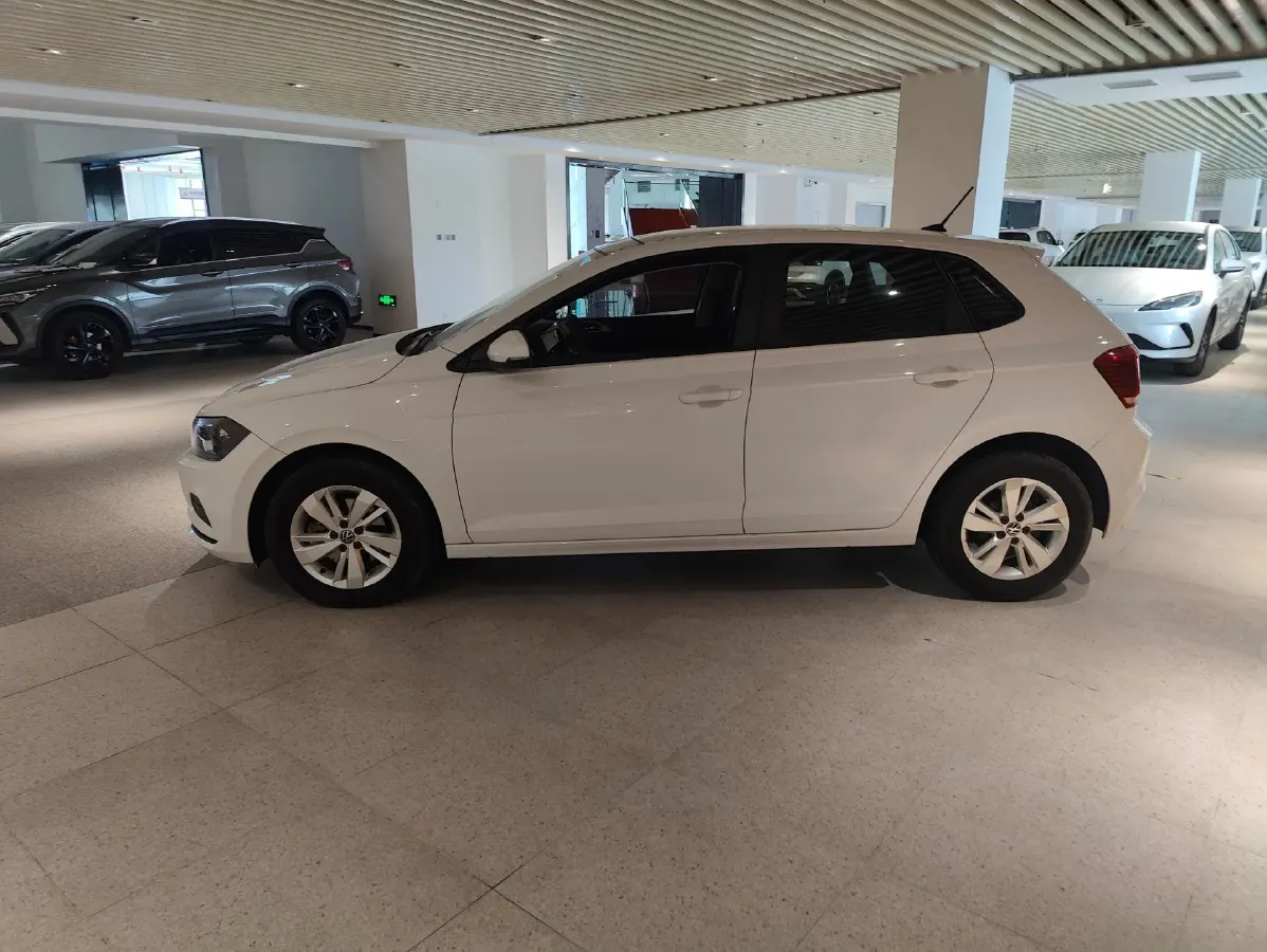 2023 Volkswagen Polo 1.5L 110HP L4 6AT,autocango,china used car exporter,china ev exporter,chinese used car exporter,chinese used ev exporter