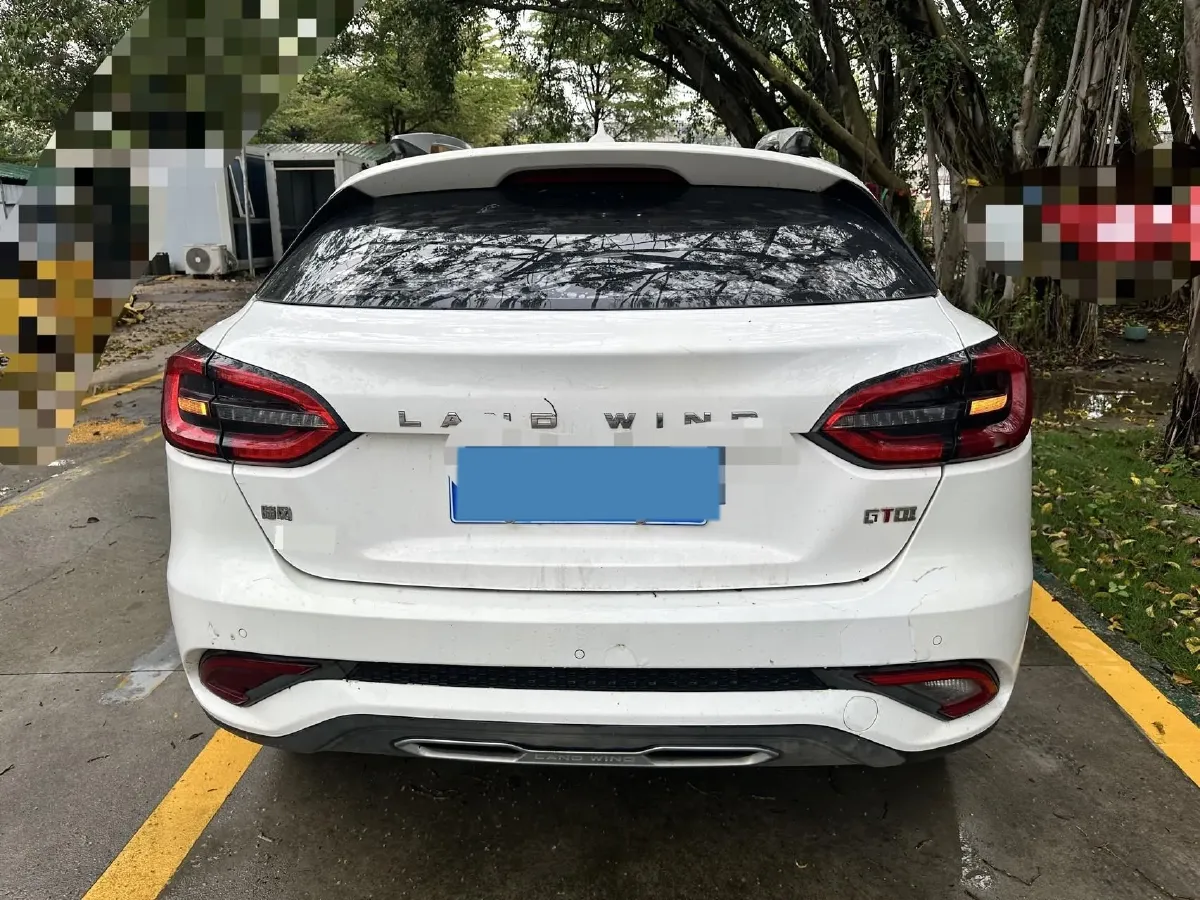 2018 Landwind XiaoYao 1.5T 163HP L4 CVT,autocango,china used car exporter,china ev exporter,chinese used car exporter,chinese used ev exporter