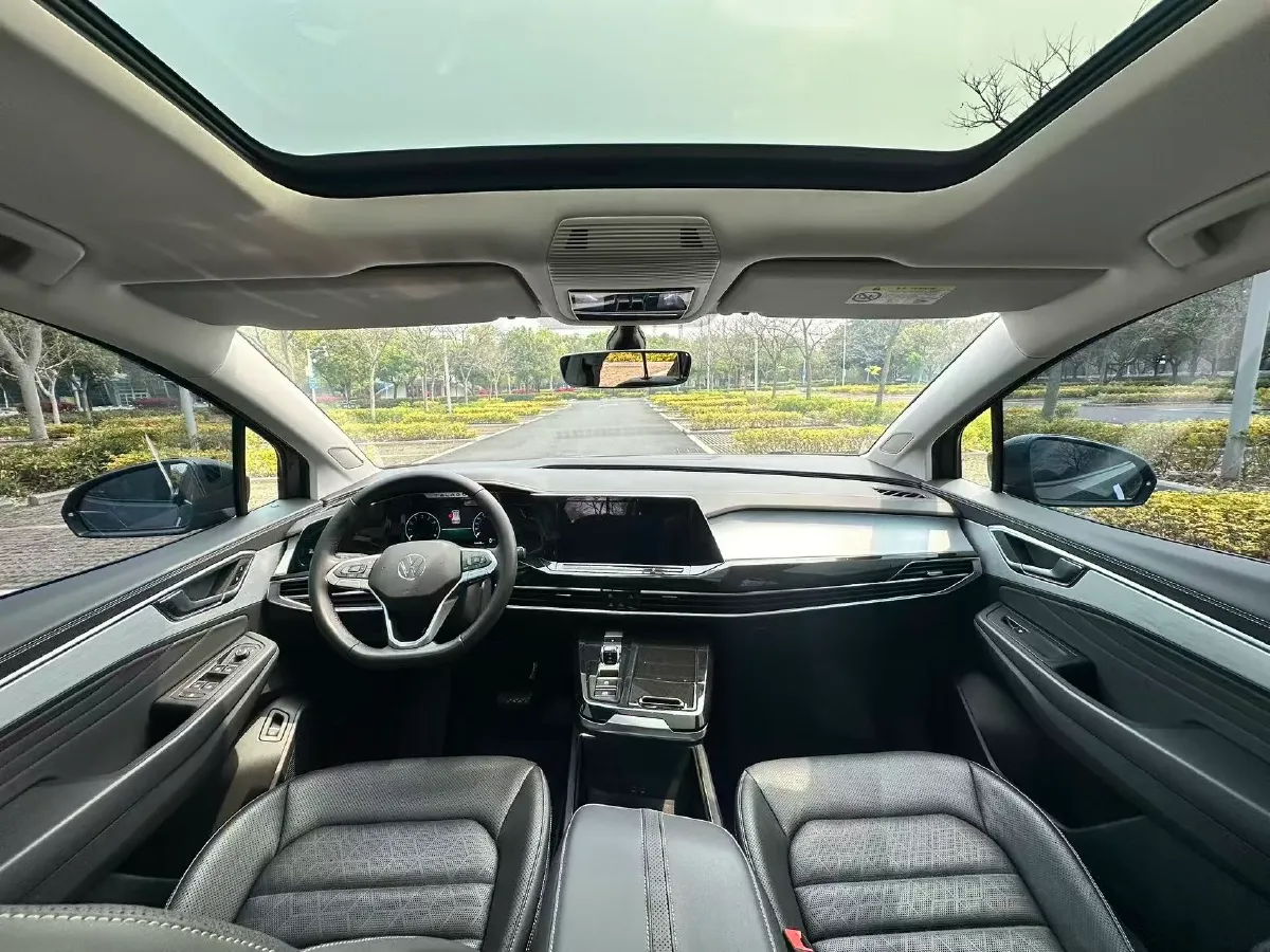 2021 Volkswagen Talagon 2.0T 186HP L4 7DCT,autocango,china used car exporter,china ev exporter,chinese used car exporter,chinese used ev exporter