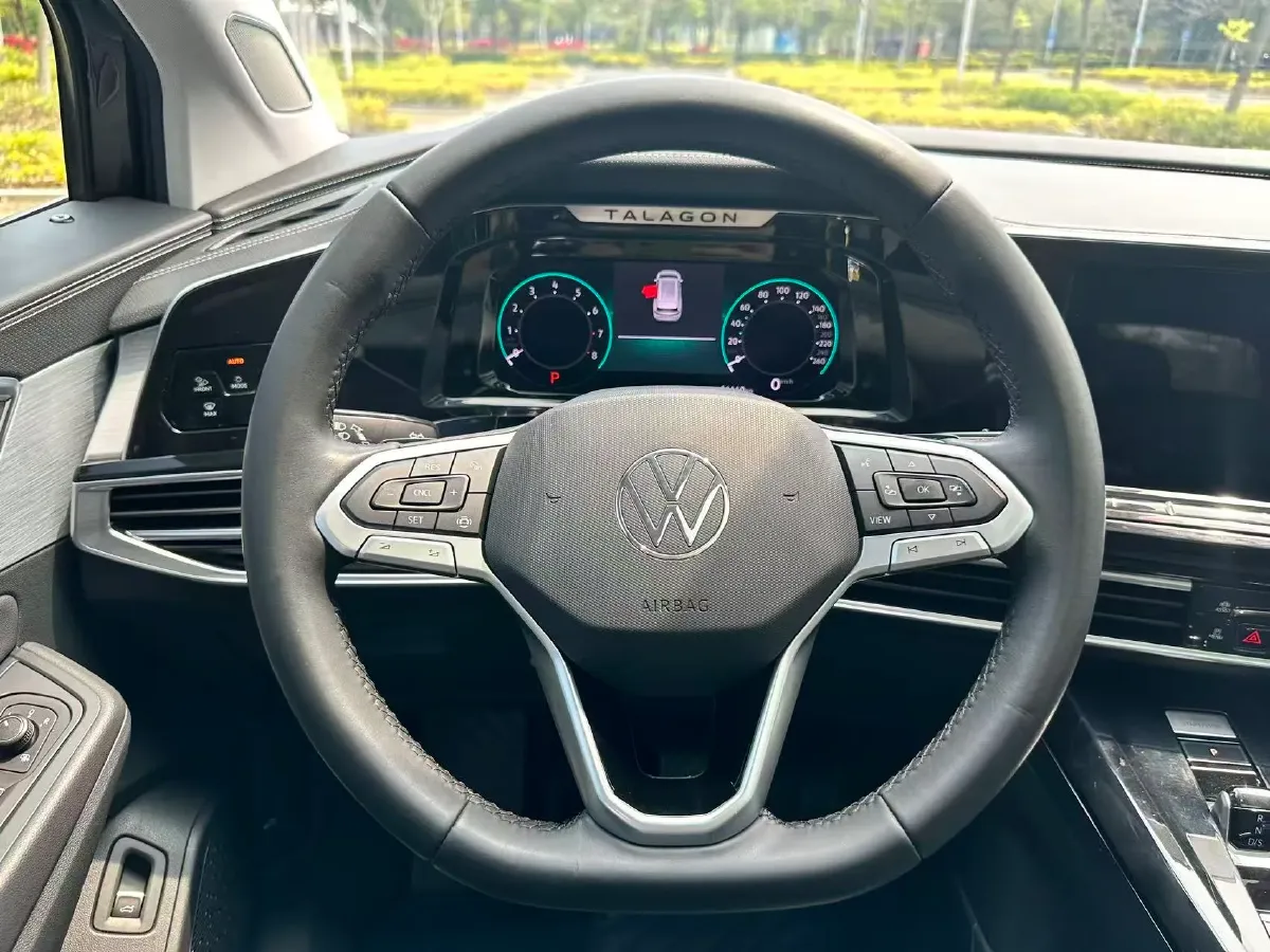 2021 Volkswagen Talagon 2.0T 186HP L4 7DCT,autocango,china used car exporter,china ev exporter,chinese used car exporter,chinese used ev exporter