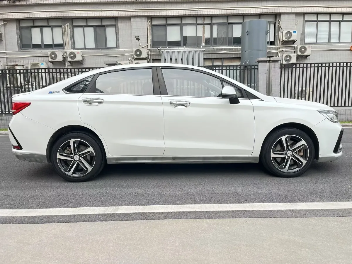 2018 BeiJing Auto EU5 BEV 53.66KWH,autocango,china used car exporter,china ev exporter,chinese used car exporter,chinese used ev exporter