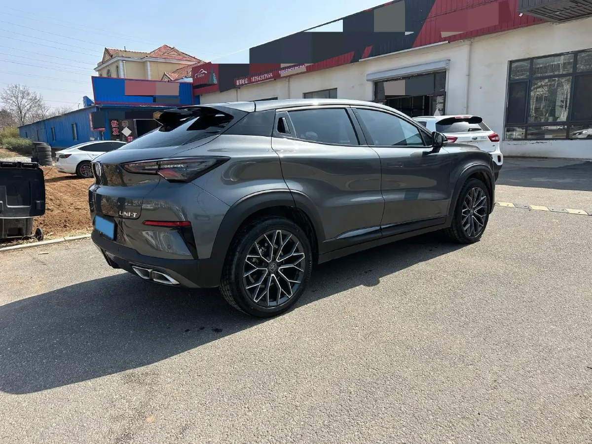 2022 ChangAn UNI-T 1.5T 188HP L4 7DCT,autocango,china used car exporter,china ev exporter,chinese used car exporter,chinese used ev exporter