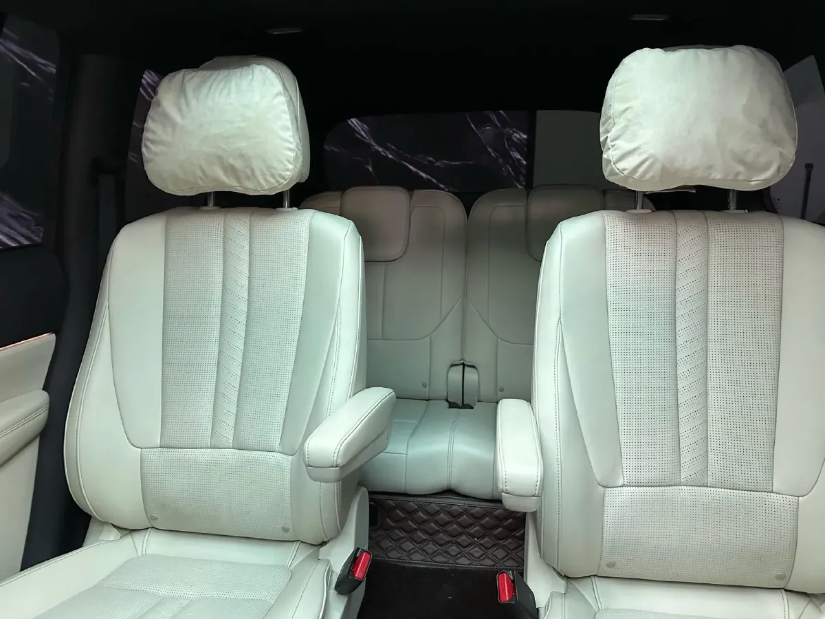 2020 Li ONE Range Extended 131HP REEV 40.5KWH,autocango,china used car exporter,china ev exporter,chinese used car exporter,chinese used ev exporter