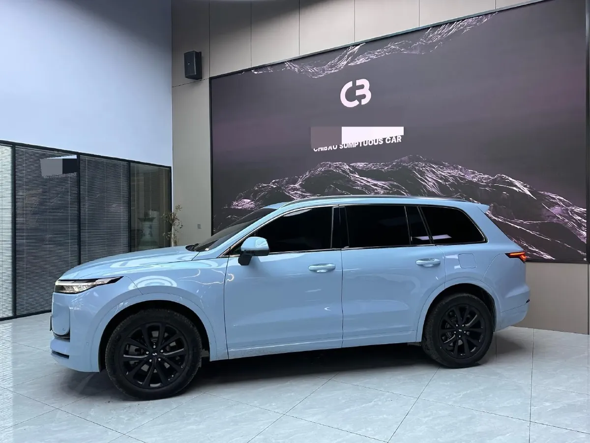 2020 Li ONE Range Extended 131HP REEV 40.5KWH,autocango,china used car exporter,china ev exporter,chinese used car exporter,chinese used ev exporter