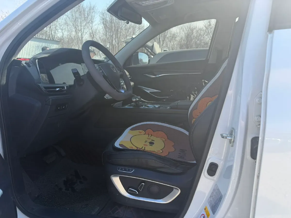 2020 ChangAn CS75 Plus 2.0T 233HP L4 8AT,autocango,china used car exporter,china ev exporter,chinese used car exporter,chinese used ev exporter