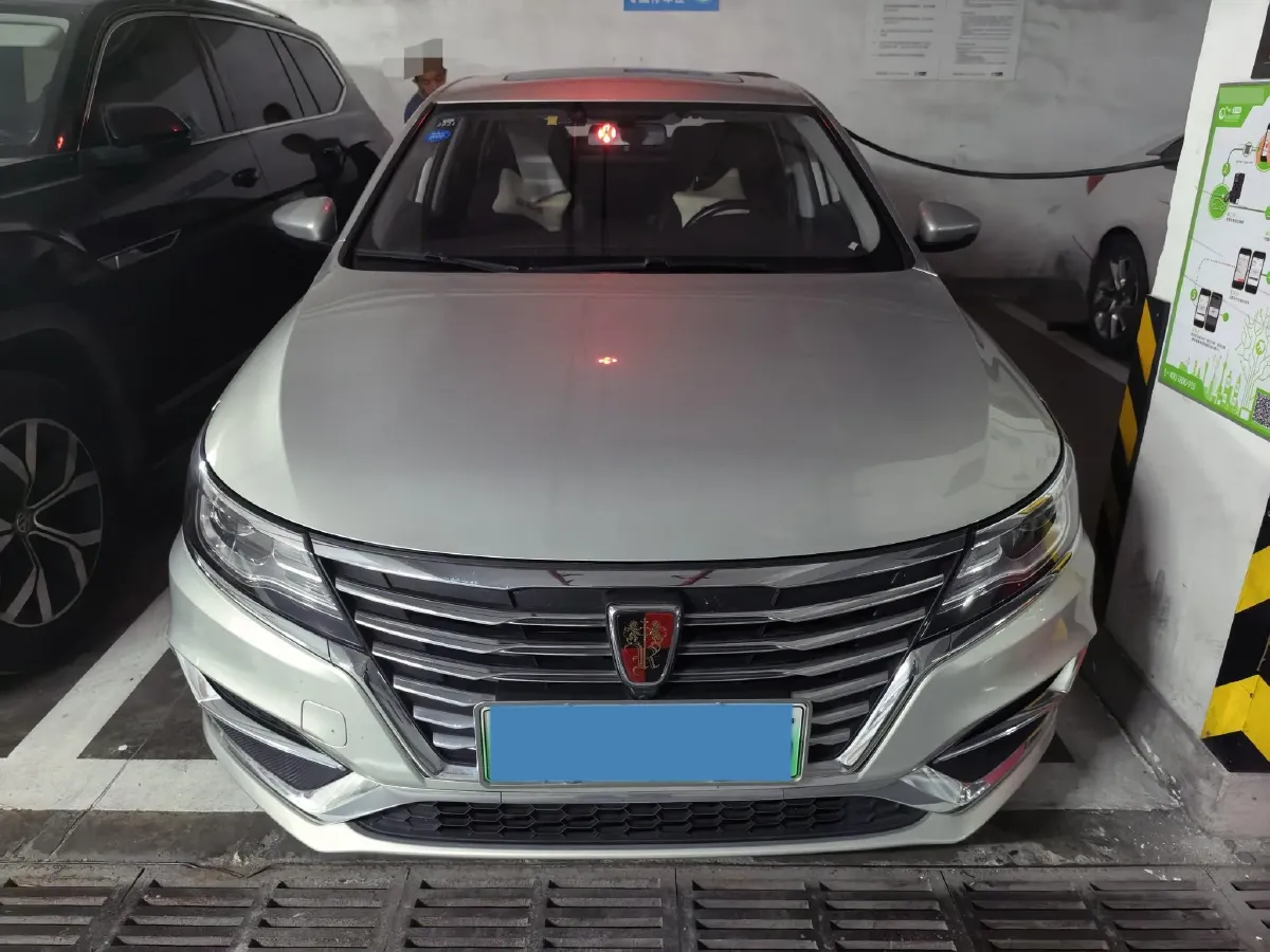 2017 Roewe i6 1.0T 125HP L3 2AT PHEV,autocango,china used car exporter,china ev exporter,chinese used car exporter,chinese used ev exporter