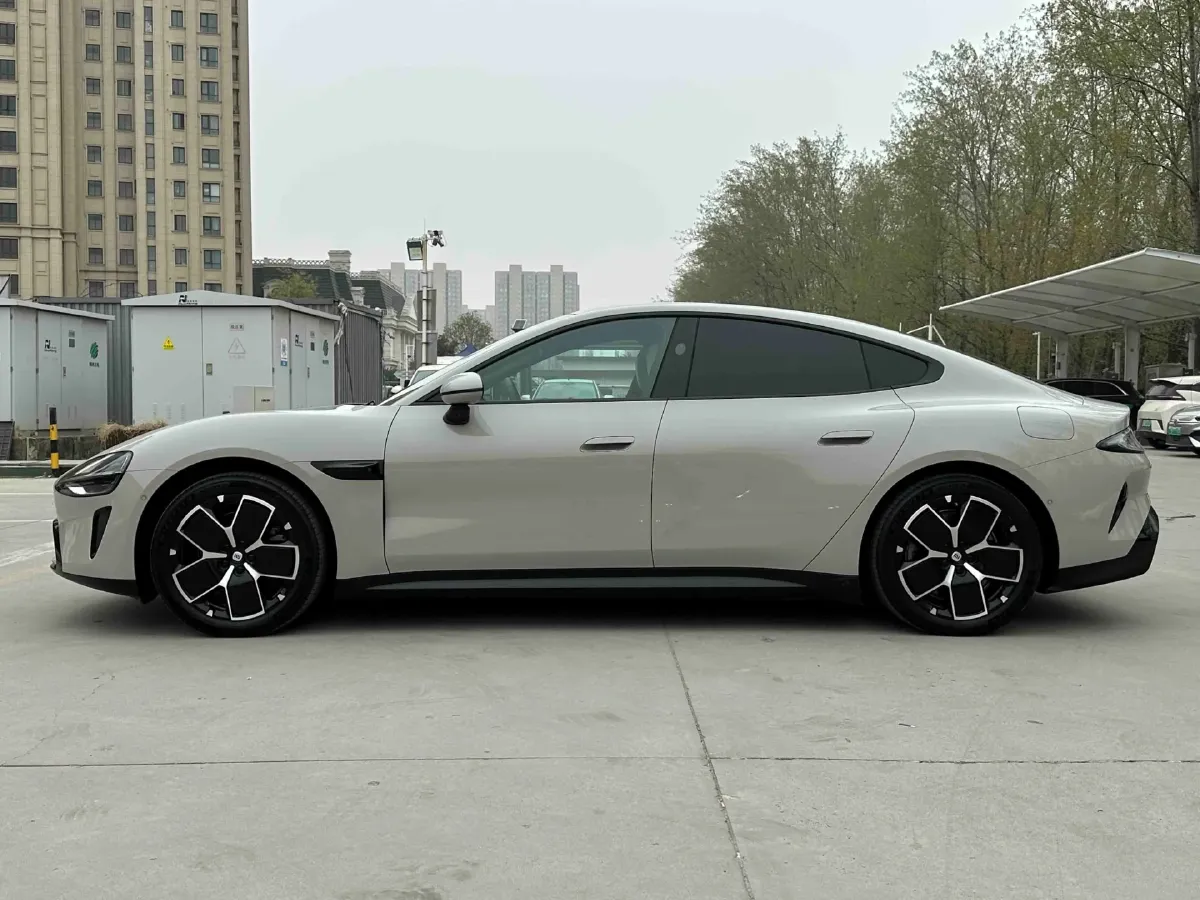 2024 MI SU7 BEV 73.6KWH,autocango,china used car exporter,china ev exporter,chinese used car exporter,chinese used ev exporter