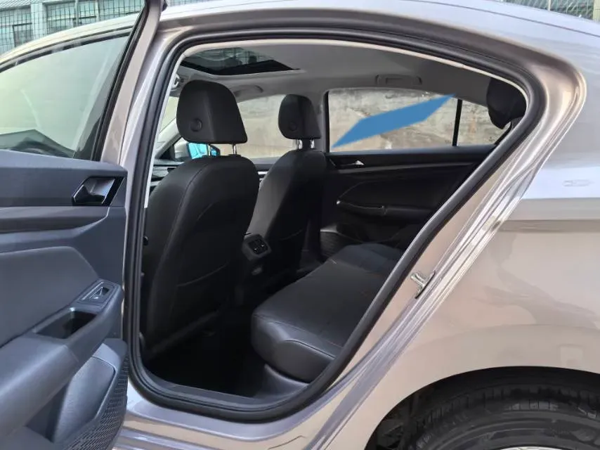 2021 Volkswagen Bora 1.5L 113HP L4 6AT,autocango,china used car exporter,china ev exporter,chinese used car exporter,chinese used ev exporter