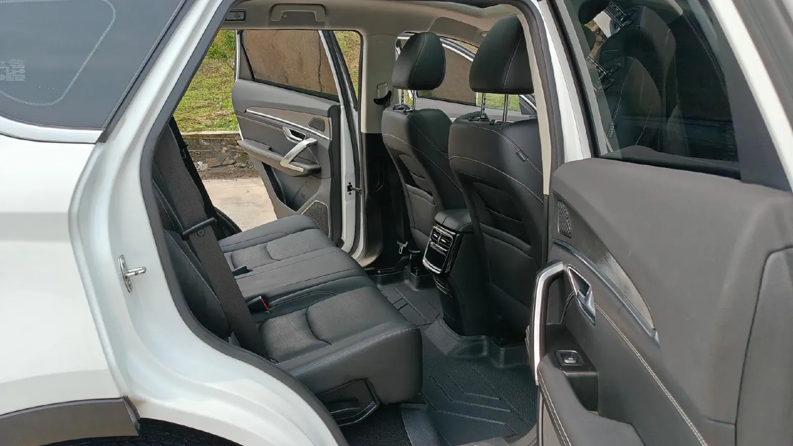 2021 Jetour X70 Plus 1.5T 156HP L4 6DCT,autocango,china used car exporter,china ev exporter,chinese used car exporter,chinese used ev exporter