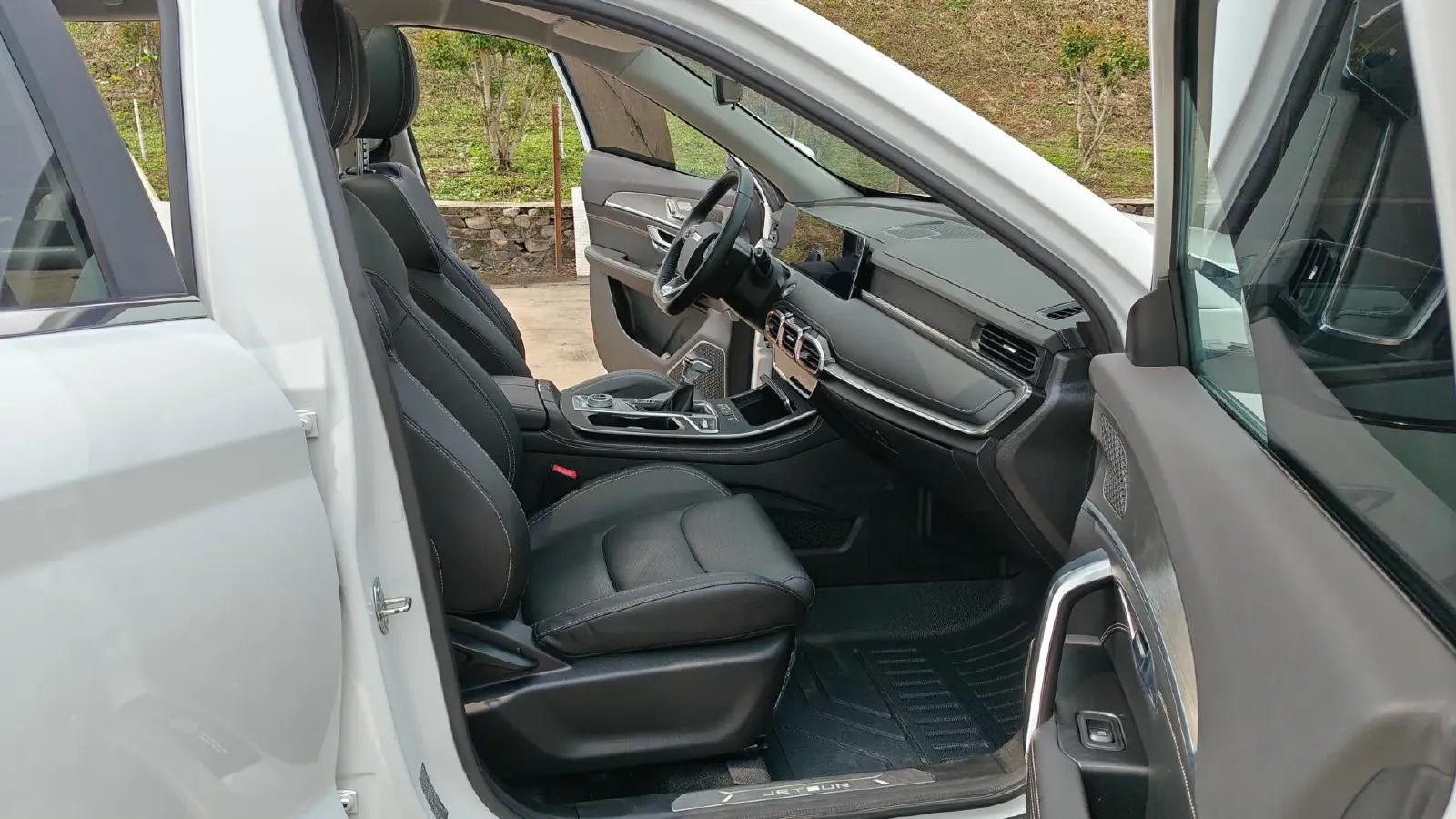 2021 Jetour X70 Plus 1.5T 156HP L4 6DCT,autocango,china used car exporter,china ev exporter,chinese used car exporter,chinese used ev exporter