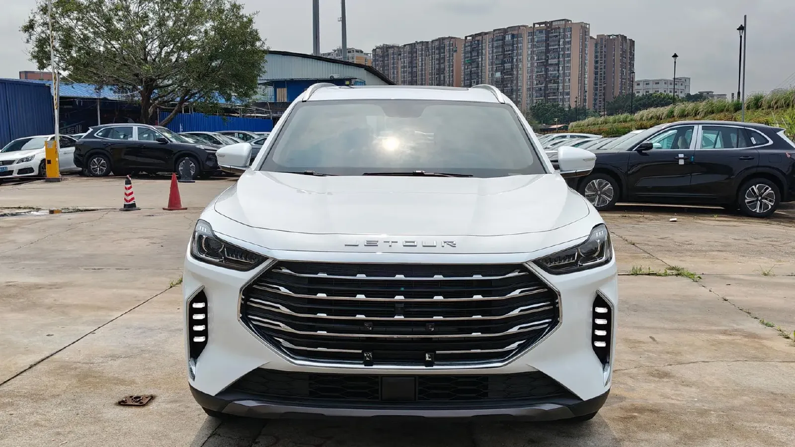 2021 Jetour X70 Plus 1.5T 156HP L4 6DCT,autocango,china used car exporter,china ev exporter,chinese used car exporter,chinese used ev exporter