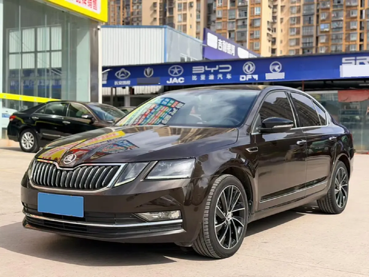 2018 Skoda Octavia 1.4T 150HP L4 7DCT,autocango,china used car exporter,china ev exporter,chinese used car exporter,chinese used ev exporter