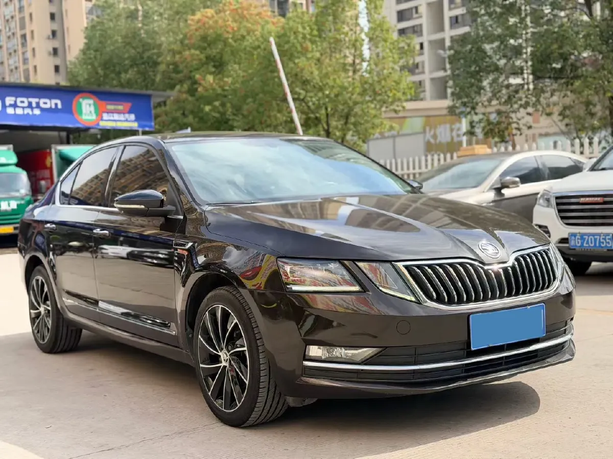 2018 Skoda Octavia 1.4T 150HP L4 7DCT,autocango,china used car exporter,china ev exporter,chinese used car exporter,chinese used ev exporter