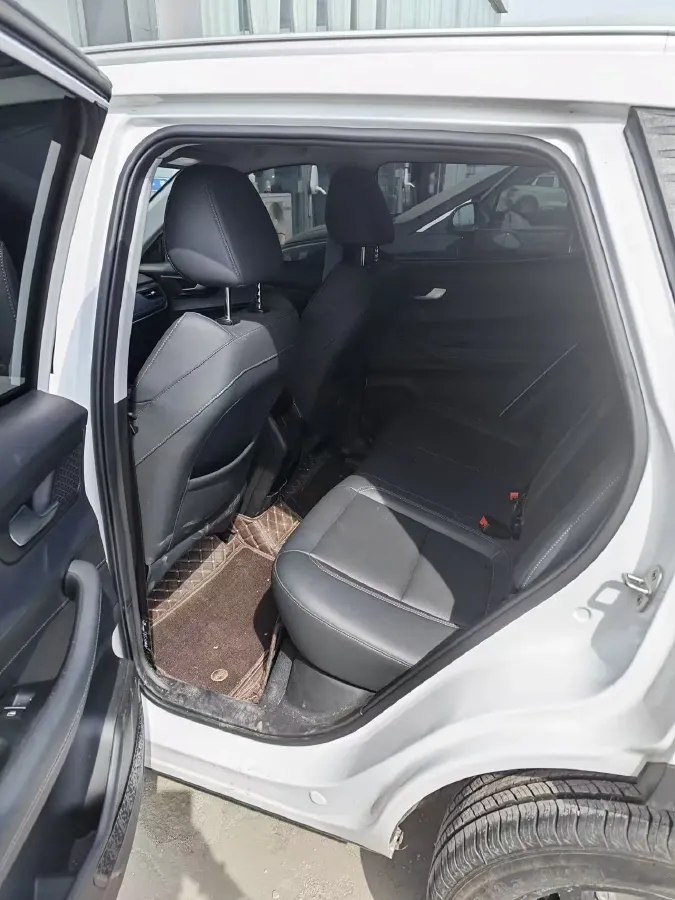 2025 Chery Tiggo 5x 1.5L 120HP L4 CVT,autocango,china used car exporter,china ev exporter,chinese used car exporter,chinese used ev exporter