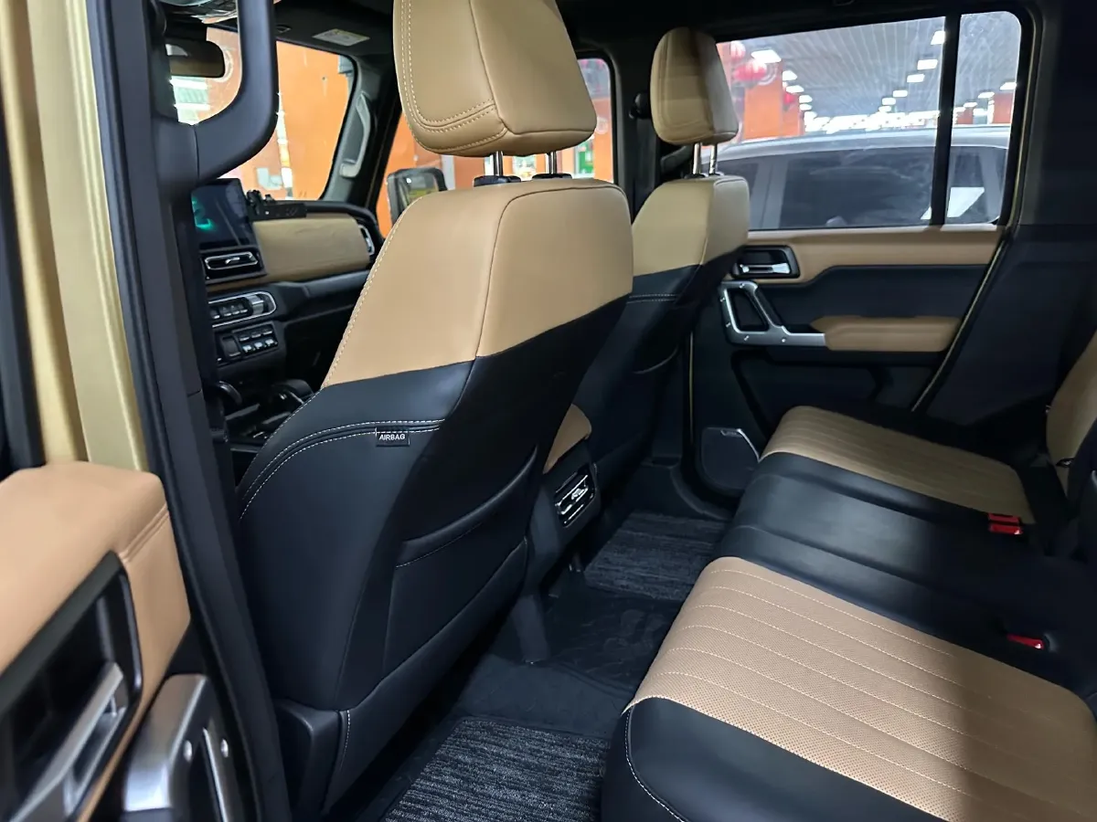 2026 212 212 T01 2.0T 252HP L4 8AT,autocango,china used car exporter,china ev exporter,chinese used car exporter,chinese used ev exporter