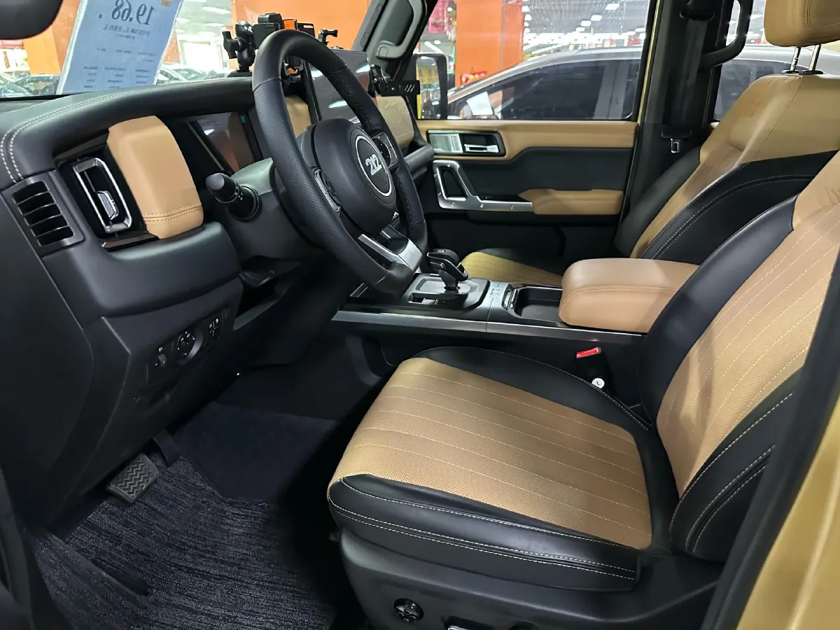 2026 212 212 T01 2.0T 252HP L4 8AT,autocango,china used car exporter,china ev exporter,chinese used car exporter,chinese used ev exporter