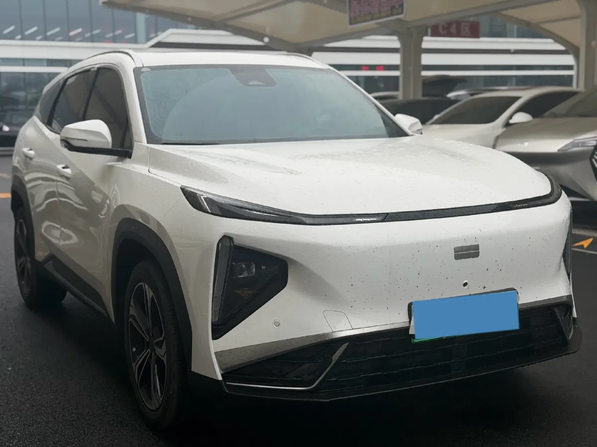 2025 Geely Galaxy L7 1.5L 112HP L4 1DHT PHEV 18.4KWH,autocango,china used car exporter,china ev exporter,chinese used car exporter,chinese used ev exporter