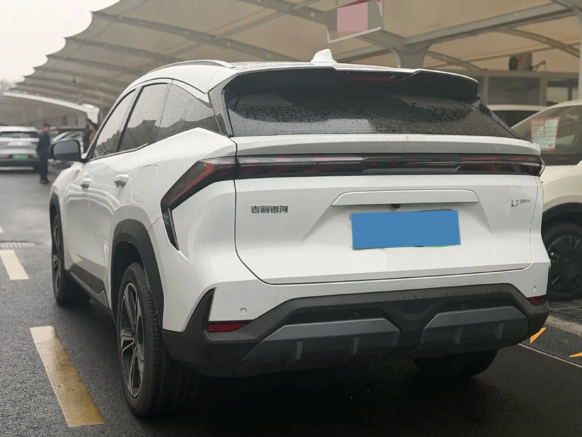2025 Geely Galaxy L7 1.5L 112HP L4 1DHT PHEV 18.4KWH,autocango,china used car exporter,china ev exporter,chinese used car exporter,chinese used ev exporter