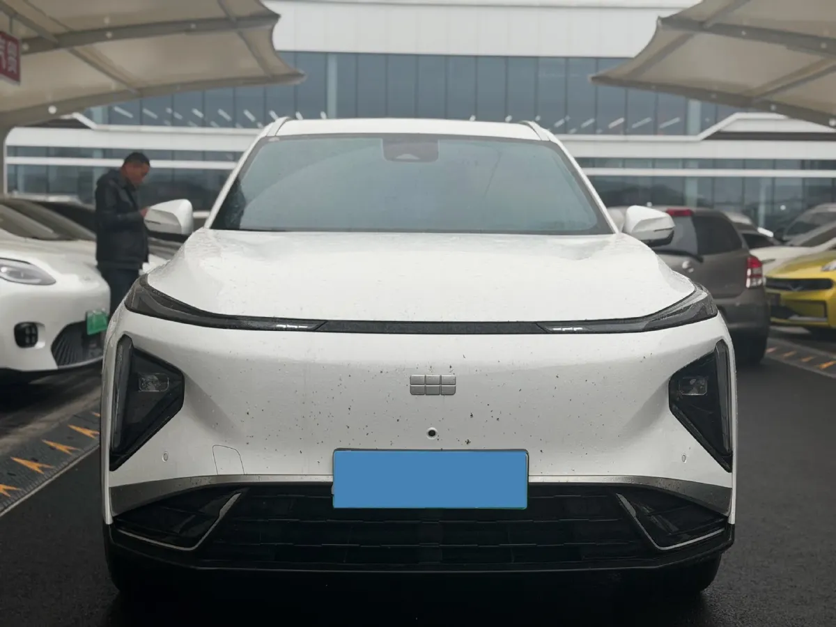 2025 Geely Galaxy L7 1.5L 112HP L4 1DHT PHEV 18.4KWH,autocango,china used car exporter,china ev exporter,chinese used car exporter,chinese used ev exporter