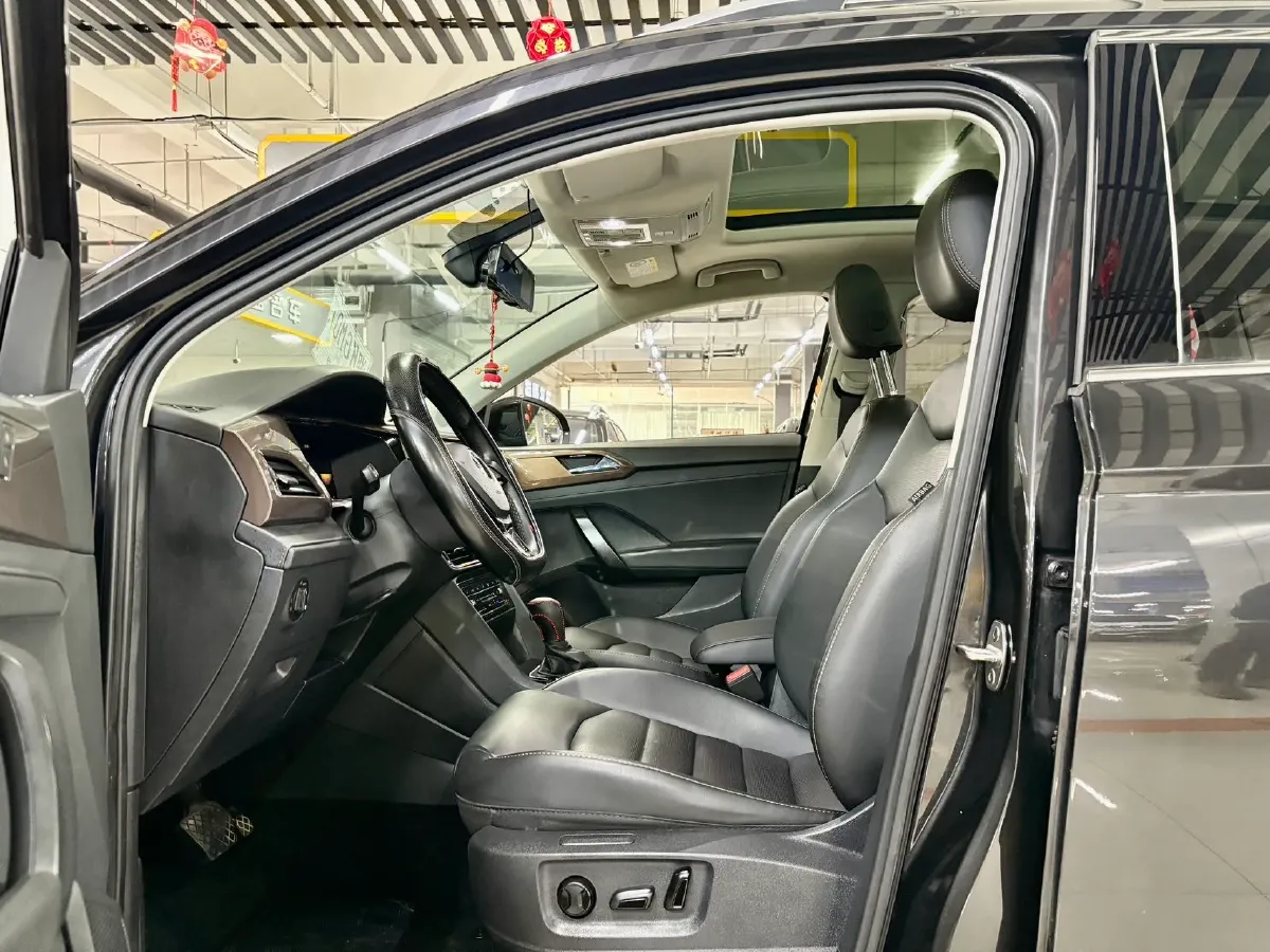 2022 Volkswagen Tharu 1.4T 150HP L4 7DCT,autocango,china used car exporter,china ev exporter,chinese used car exporter,chinese used ev exporter