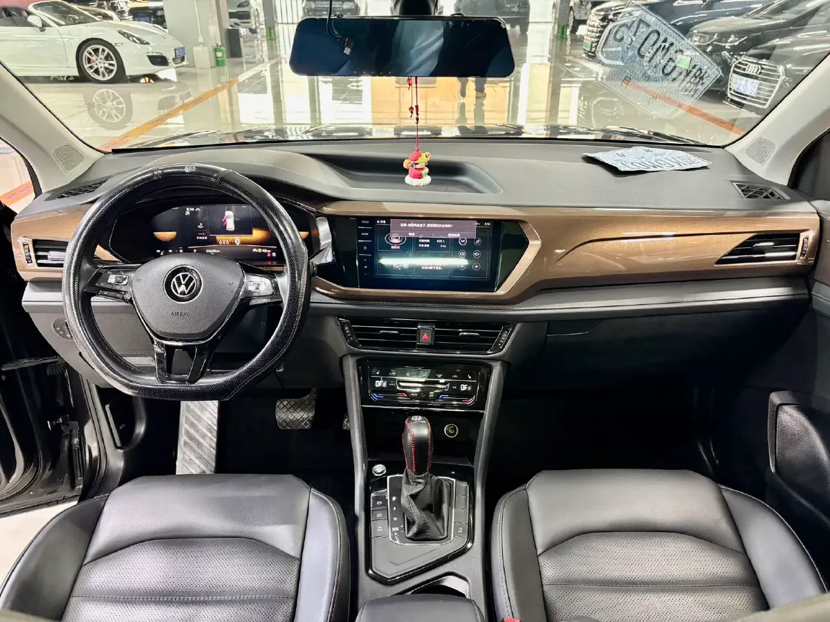 2022 Volkswagen Tharu 1.4T 150HP L4 7DCT,autocango,china used car exporter,china ev exporter,chinese used car exporter,chinese used ev exporter