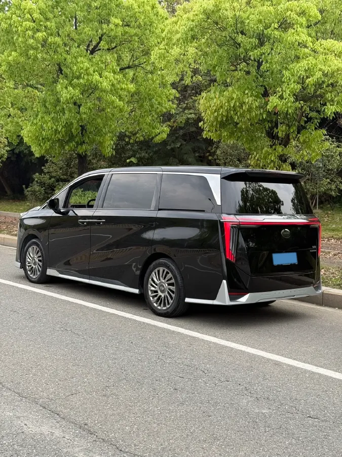 2023 GAC Trumpchi M8 2.0T 190HP L4 E-CVT Hybrid,autocango,china used car exporter,china ev exporter,chinese used car exporter,chinese used ev exporter